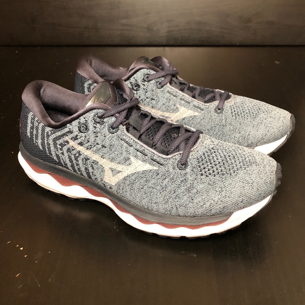 Mizuno Wave Sky Running Shoes